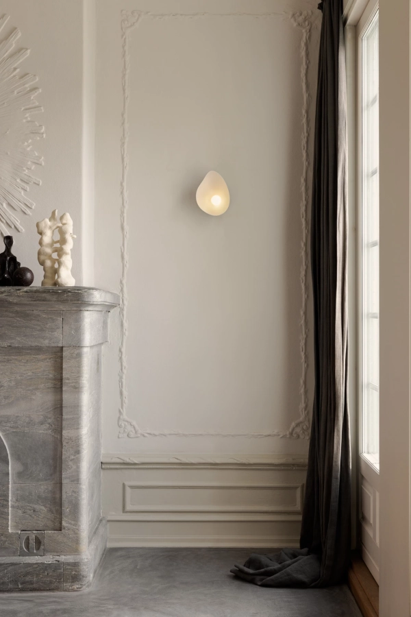 nuura-florii-1-decorative-wall-lamp-jessica-vedel-1.jpg.webp