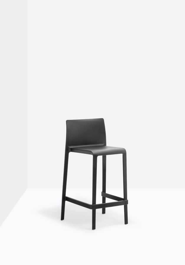 Volt-677_NE(2)_low.jpg
