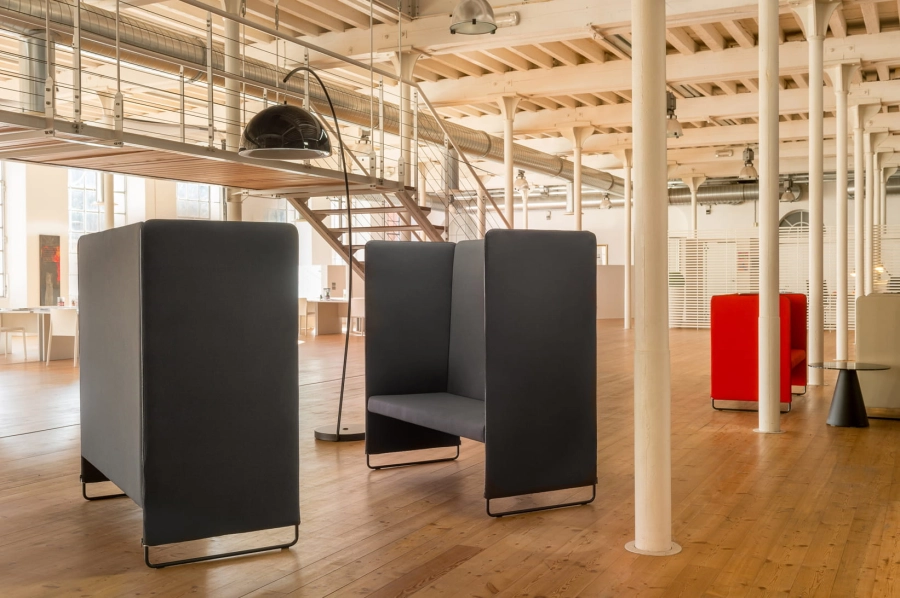 ZIPPO_ZIP2P-H140_C75_AMBIENTATA_low.jpg