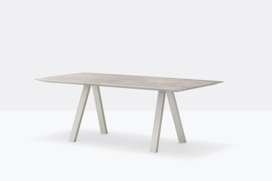 Arki-Table-ARK200X100_BE100-COM_3471(2)_low.jpg
