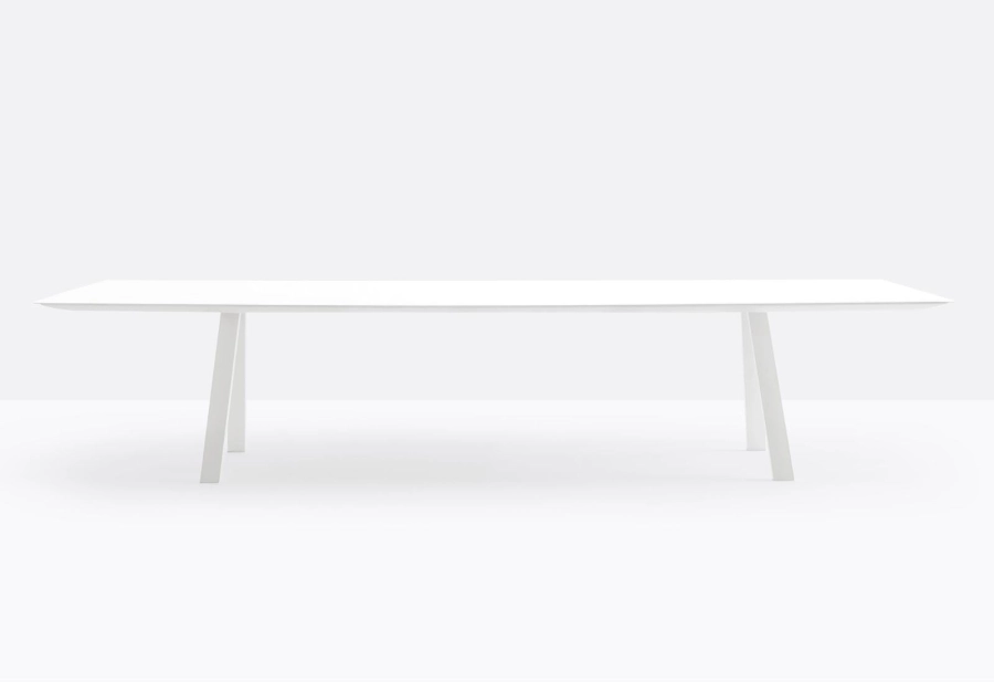 arki-table-ark-outdoor-still-06.jpg
