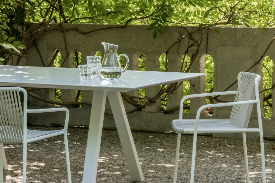 arki-table-tribeca-gallery-02.jpg