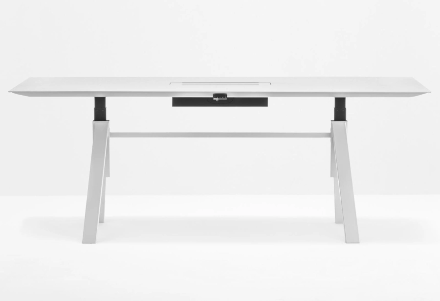 arki-table-adj-still-04.jpg