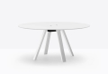 arki-table-ark2d-cc-still-02.jpg