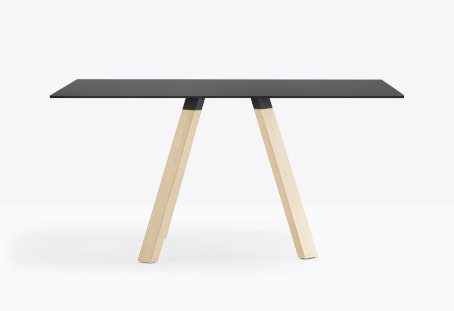 arki-table-arkw139x139-still-02.jpg