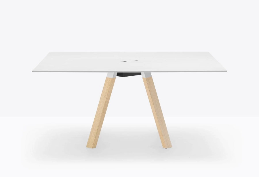 arki-table-arkw2-cc-still-01.jpg