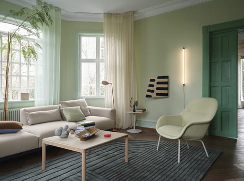 fiber-lounge-armchair-ecriture-910-grey-in-situ-3-seater-config-4-acca-121-fine-wall-90-couple-sand-relevo-dark-green-muuto-org_3.jpg