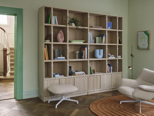 stacked-bookcase-1-oak-doze-lounge-chair-low-back-ottoman-swivel-hearth-7-grey-relevo-burnt-orange-post-brown-green-muuto-org_3.jpg