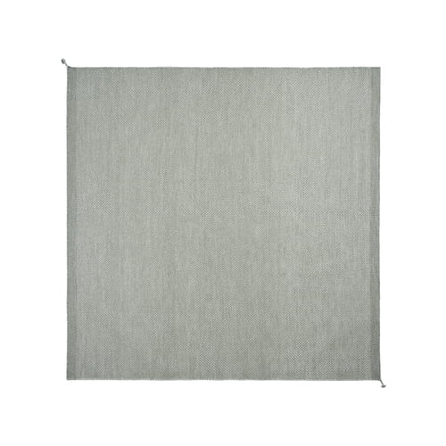 Ply-rug-240x240-grey-muuto-5000x5000-hi-res_3.jpg
