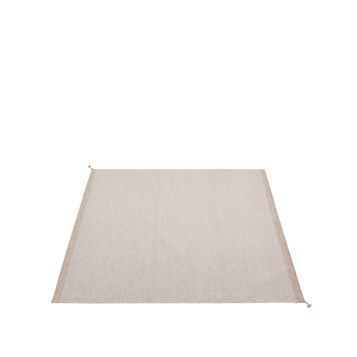 Ply-rug-240x240-light-rose-angle-muuto-5000x5000-hi-res_4.png