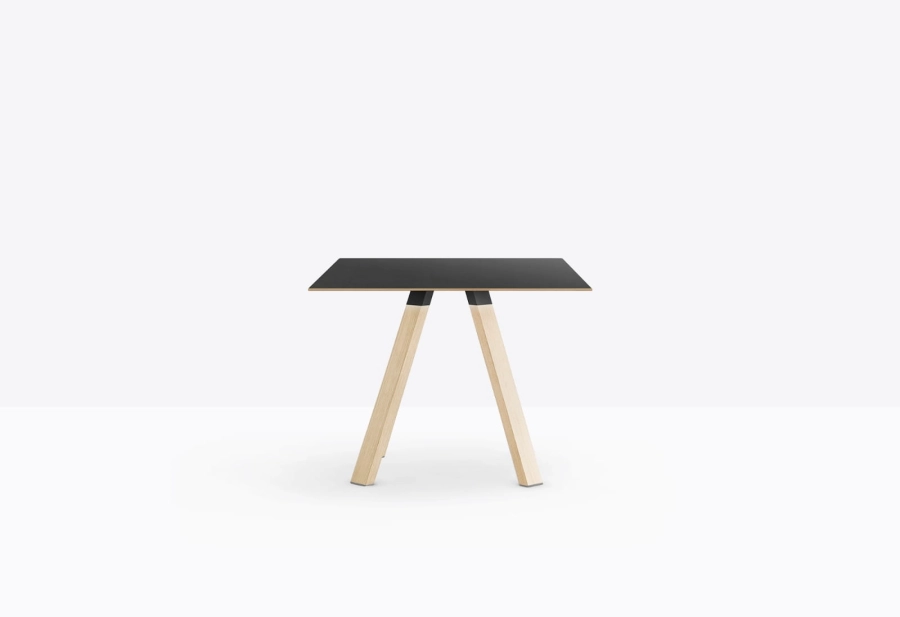 arki-table-arkw5-still-03.jpg