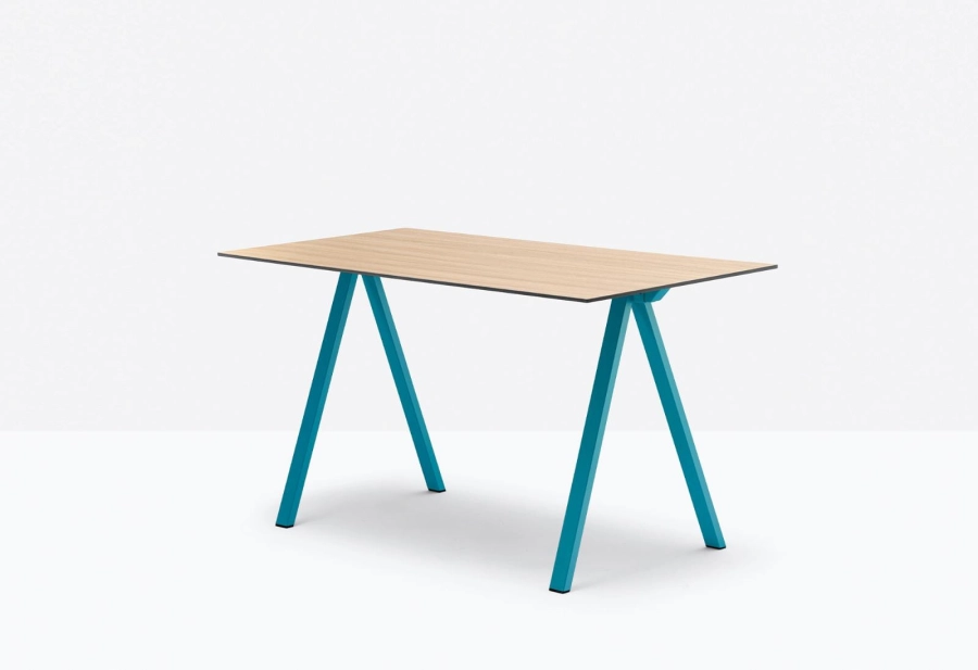 arki-desk-ark7-still-11.jpg