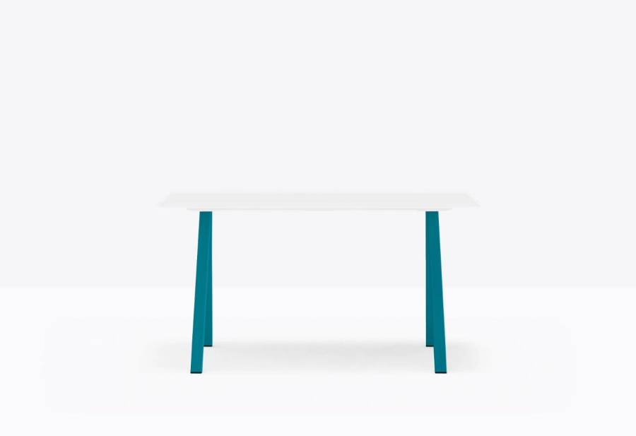 arki-desk-ark7-still-15.jpg