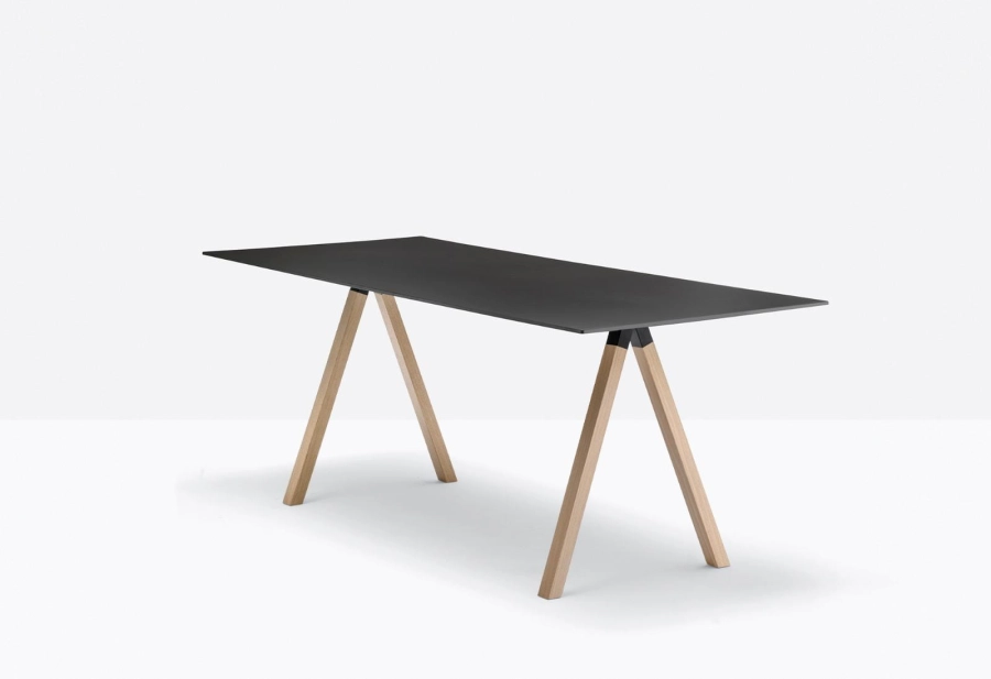 arki-desk-arkw7-still-03.jpg