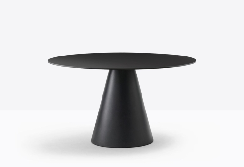 ikon-table-869-2-still-02.jpg