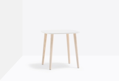 malmo-mlt-50x50x48-still-02.jpg