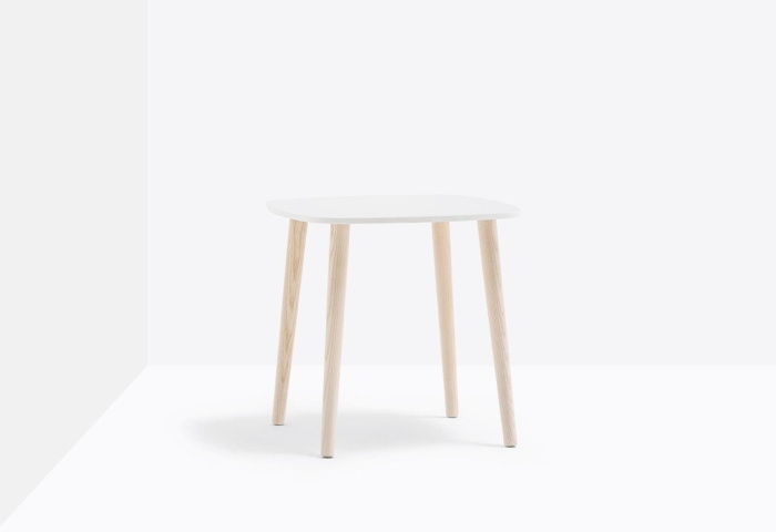 malmo-mlt-50x50x48-still-02.jpg