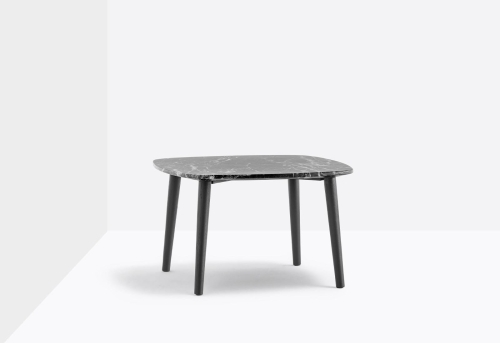 malmo-mlt-60x60x36-still-02.jpg