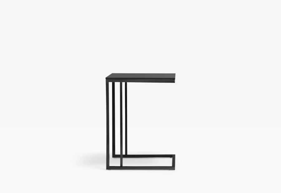 side-table-tst-still-01.jpg
