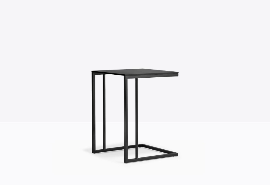 side-table-tst-still-02.jpg