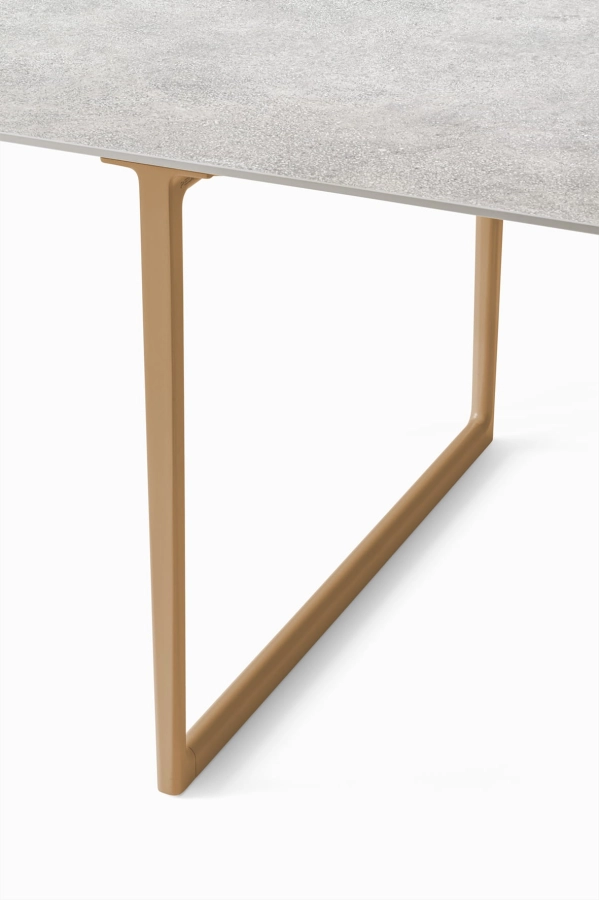 Toa Table-TOA300x100_MI100E-COP3467_low.jpg