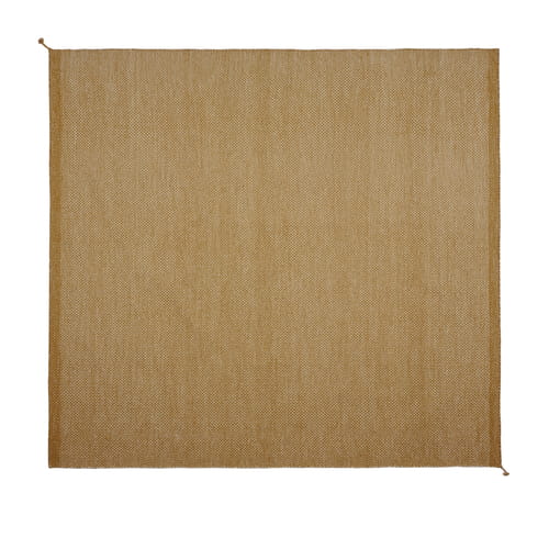 Ply-rug-280x280-burnt-orange-muuto-5000x5000-hi-res_3.jpg