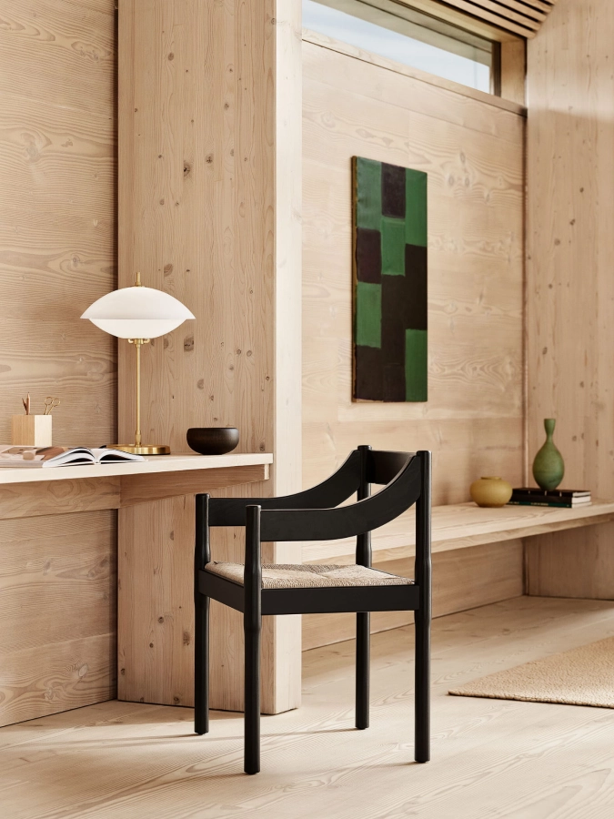 FH_Clam_Table_Brass_Carimate_VM120_Black_ash.jpg