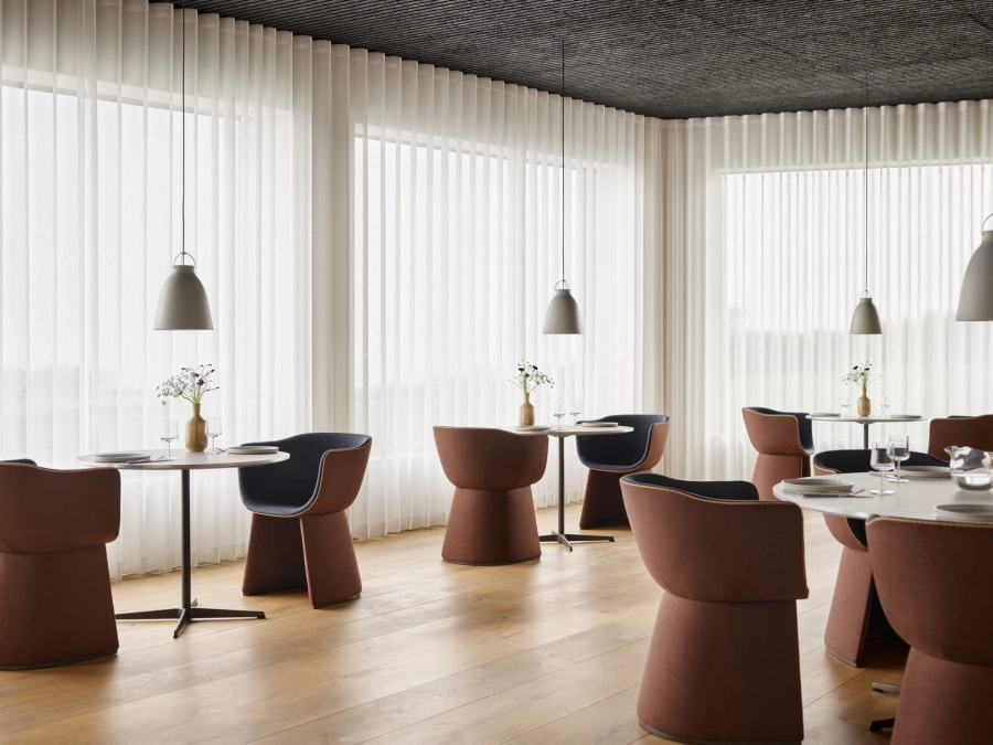 FH_Monolit_CM221_Sunniva_363_Vidar_182_Caravaggio_P2_Warm Grey_Circular_A623_A825_Grey_Warm Graphite.jpg