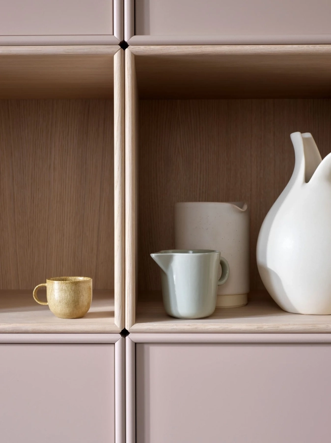 montana_home19_20_ng_kitchen_system_mushroom_whiteoak_detail.webp