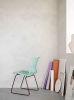 montana_home20_21_pantonone_marylinn_blackred_h.webp