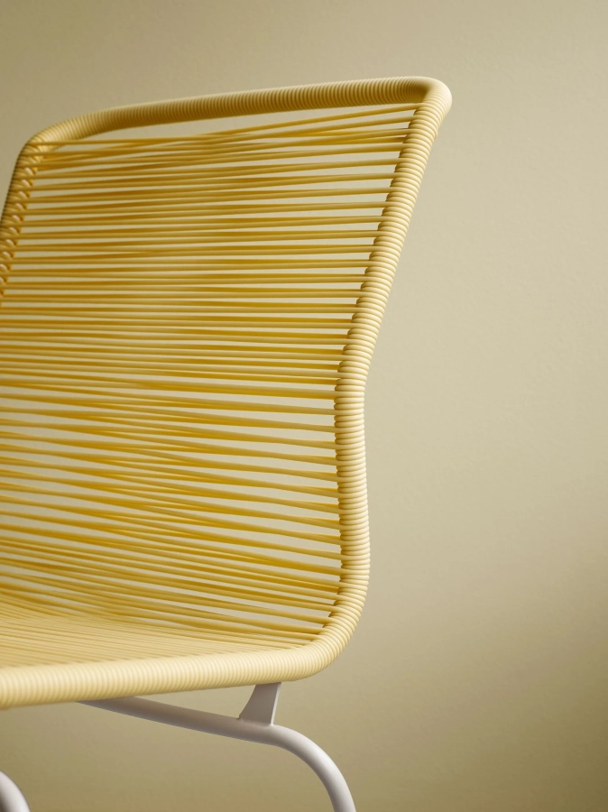 montana_pantonone_detail_vincent_silvergrey.webp