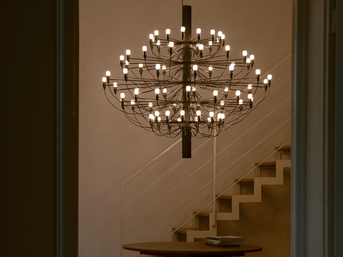 2097-75_Suspension-lamp_black_2_FLOS.webp