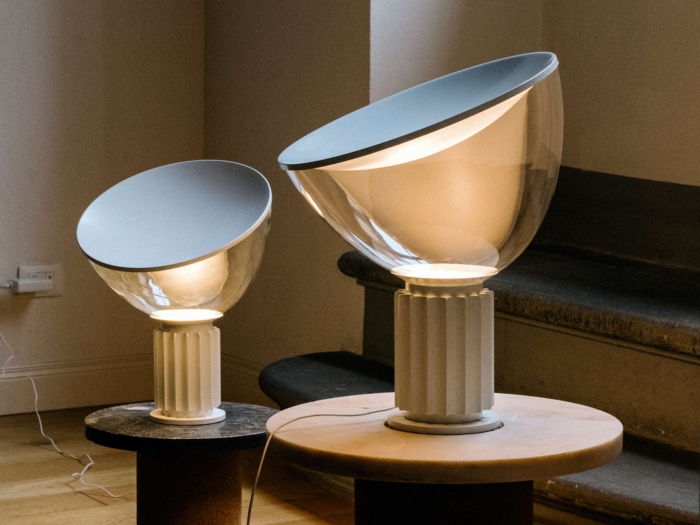 flos_taccia_white_life_01.jpg
