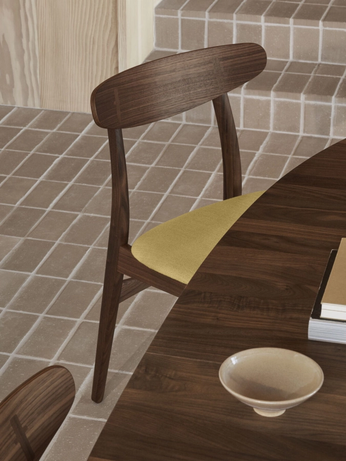 CH339_CH30P_walnut_oil_fiord0422_detail-medium.jpg
