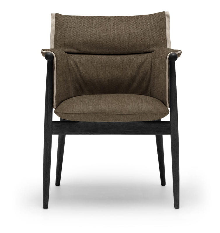 E005_oak_black_hallingdal227_front-small.jpg