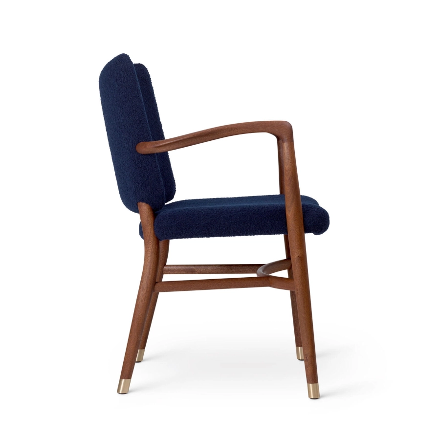 VLA61_mahogany_oil_baru0780_side-medium.jpg