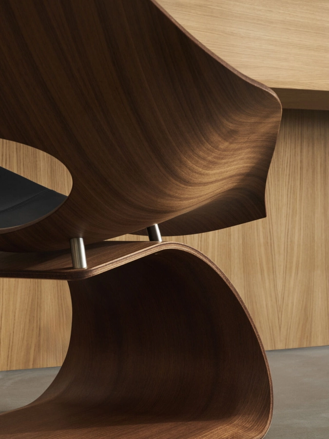TAOO1P_walnut_oil_Sif98_detail-medium.jpg