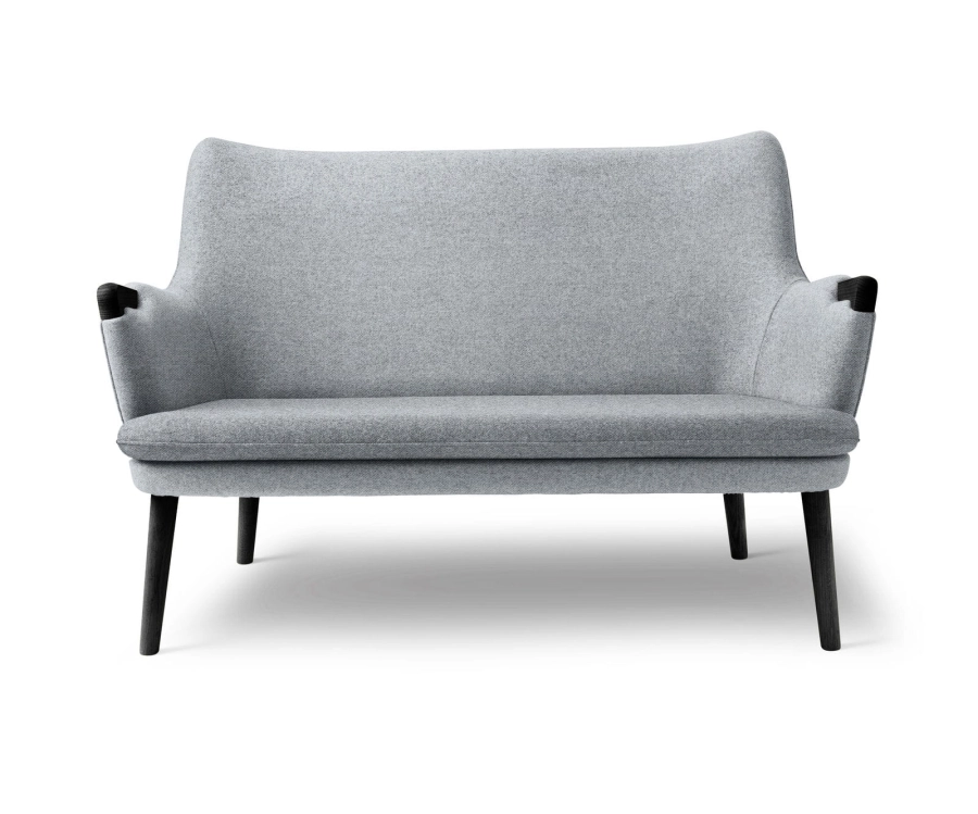 CH72_oak_black_hallingdal130_front-medium.jpg