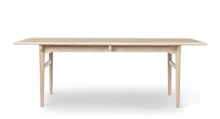 CH327_248x95cm_oak_whiteoil_front-medium.jpg