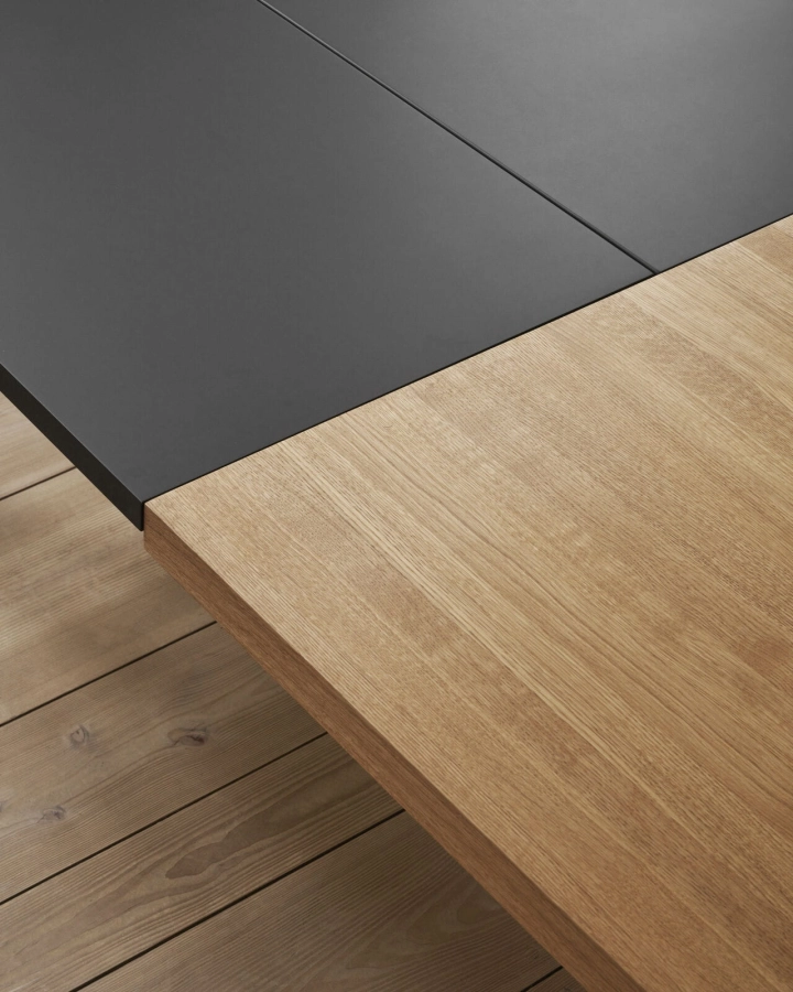 SH900_oak_oil_detail_v3-medium.jpg