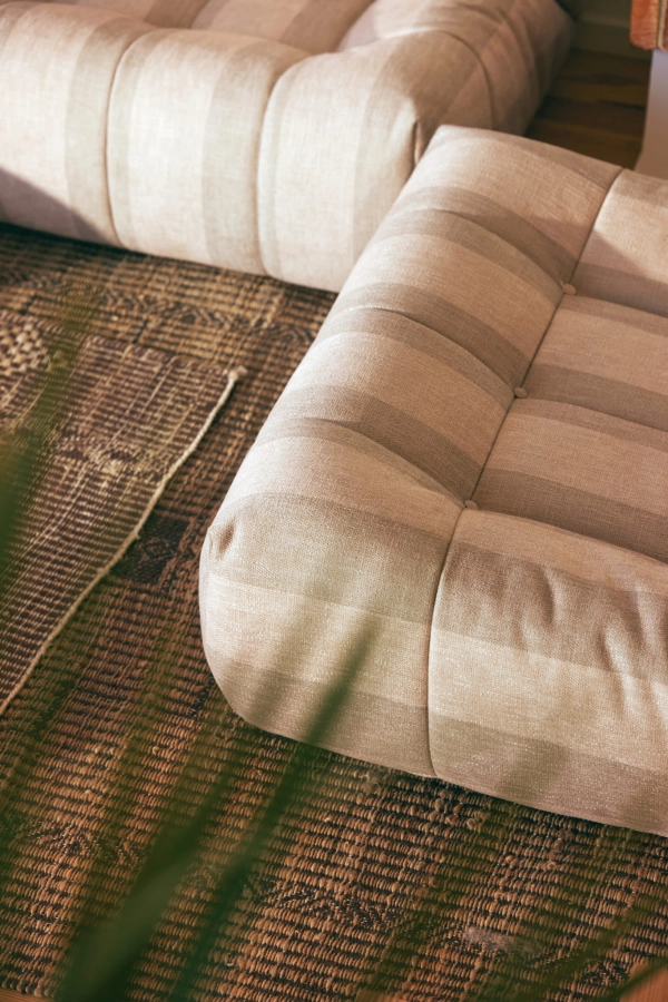 2425_collection_hkliving_shoot_1_lr_-795.jpg