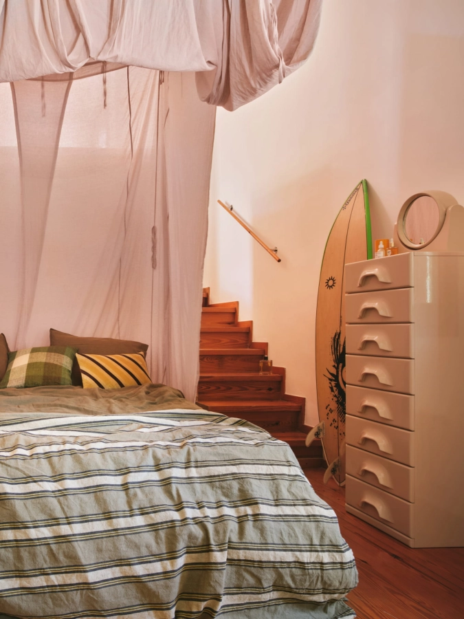 2425_collection_hkliving_shoot_1_lr_-350.jpg