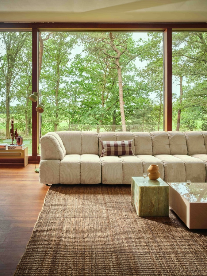 2324_collection_hkliving_shoot_2_lr_1.jpg