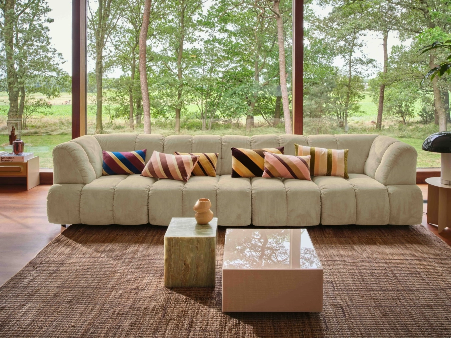 2324_collection_hkliving_shoot_2_lr_-20.jpg