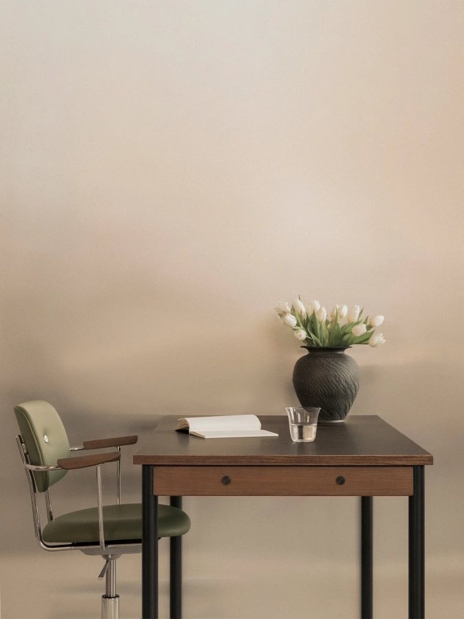 Audo_Co_Task_Chair_Co_Table_1.webp