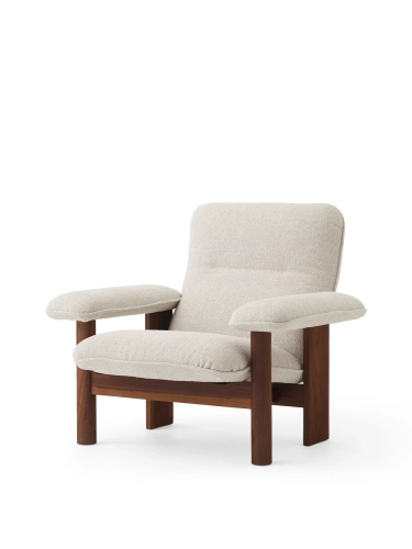 8052002-009A09ZZ_Brasilia_Lounge_Chair_Walnut_Moss_011_Angle.webp