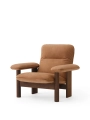 8054002-000E00ZZ_Brasilia_Lounge_Chair_Dark_Stained_Oak_Dunes_Camel_Angle.webp