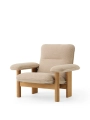8050000-000000ZZ_Brasilia_Lounge_Chair_Boucle_02_Natural_Oak_Angle.webp