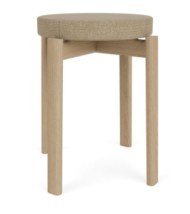 AUDO COPENHAGEN stołek tapicerowany PASSAGE 46 cm dąb naturalny