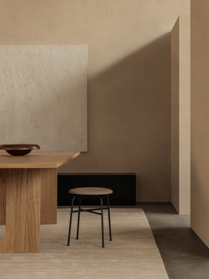 Audo_Afteroom_Stool_Androgyne_Dining_Table_Rond_Bowl_21.webp